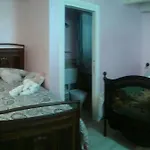 Nonni Devia