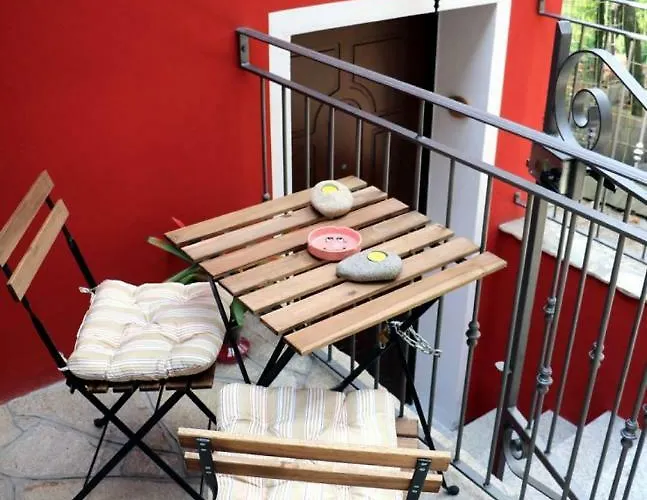 Nonni Devia * Lucinasco